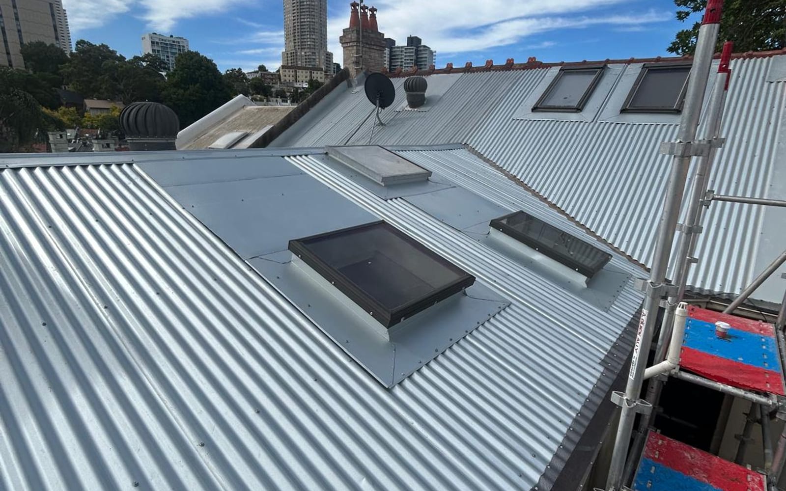 Colorbond roof sheets with straight ridge and hip lines